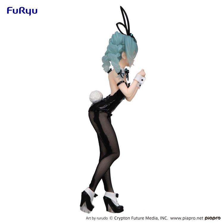 FURYU BICUTE BUNNIES FIGURE HATSUNE MIKU (RURUDO VER.) FURYU BICUTE BUNNIES FIGURE HATSUNE MIKU (RURUDO VER.)